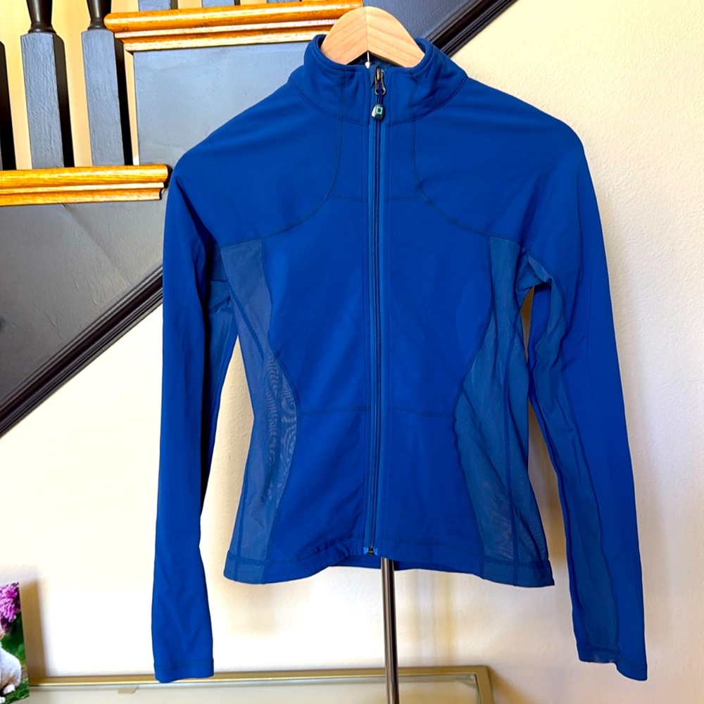 Lululemon breathable slimfit jacket